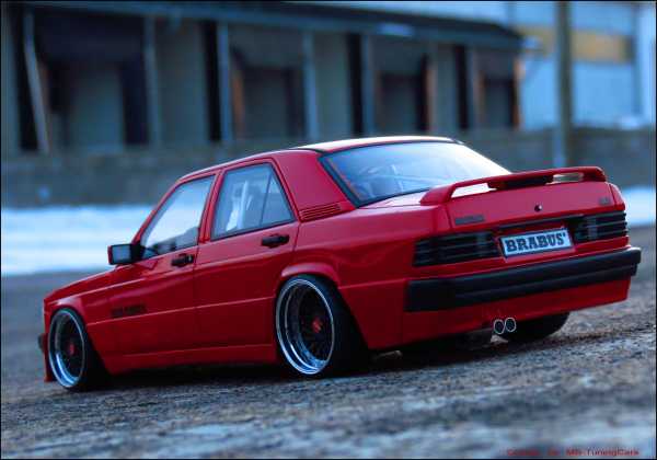 1:18 Mercedes-Benz 190 E 3.6S W 201 Brabus 1989